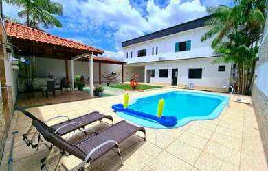 Imagem: A casa em condomínio possui 4 Dormitórios, 2 Banheiros, 4