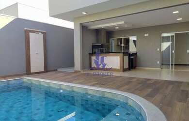 Imagem: A casa em condomínio possui 3 Dormitórios, 3 Banheiros, 2