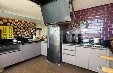 Imagem 10: Onde a Sofisticação encontra o Horizonte Cobertura Duplex na Mansão...