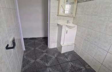 Imagem 8: Casa com um dormitório bem arejada