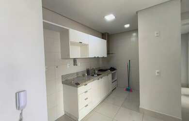 Imagem 7: Apartamento 02/4 com Suite - Alto da Glória