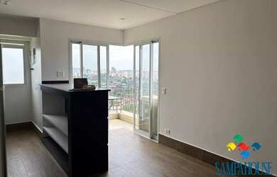 Imagem: O apartamento possui 1 Dormitório, 1 Banheiro, 1 Vaga na garagem