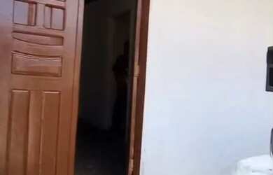 Imagem 2: Vende-se ou troca-se casa