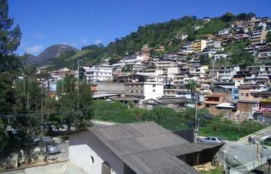 Imagem 14: Alugo excelente quitinete, com cozinha separa, área de serviço e varanda,...