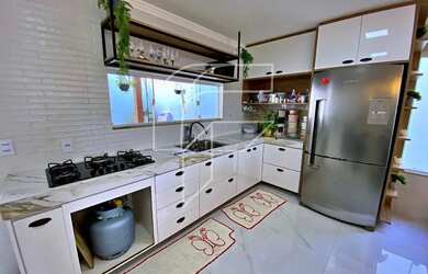 Imagem 5: Imóvel para venda possui 240 metros quadrados com 4 quartos em Muquiçaba - Guarapari - ES