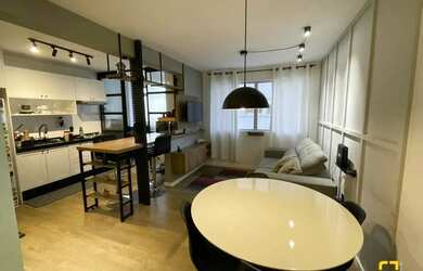 Imagem 11: Apartamento de 2 dormitórios, todo reformado no centro de Florianópolis