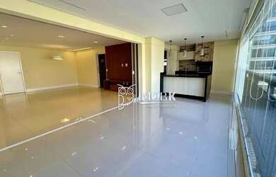 Imagem: O apartamento possui 3 Dormitórios, 4 Banheiros, 3 Vagas na