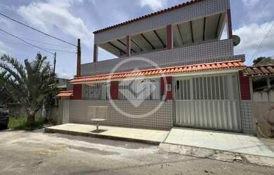 Imagem: A casa possui 3 Dormitórios, 3 Banheiros, 1 Vaga na garagem