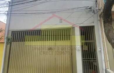 Imagem: A casa possui 2 Dormitórios, 1 Banheiro, 4 Vagas na garagem