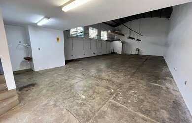 Imagem: O depósito possui 250m² de Área e está localizado em Jardim