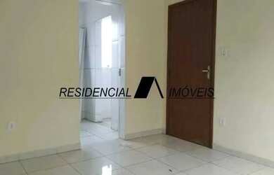 Imagem: O apartamento possui 3 Dormitórios, 1 Banheiro, 1 Vaga na garagem