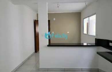 Imagem: A casa possui 3 Dormitórios, 3 Banheiros, 2 Vagas na garagem