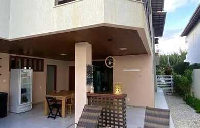 Imagem: A casa em condomínio possui 4 Dormitórios, 5 Banheiros, 3