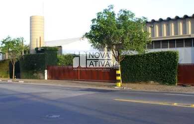 Imagem: O depósito possui 2.936m² de Área, Imóvel novo e está