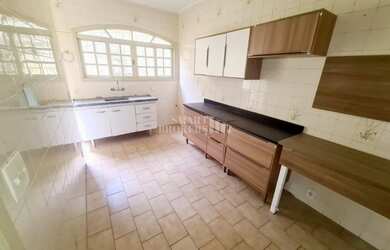 Imagem 8: Lindo sobrado a venda ou locação 400 metros quadrados, 3 dorms, 4 VGS...