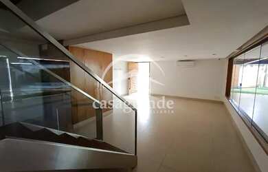 Imagem: A casa em condomínio possui 4 Dormitórios, 5 Banheiros, 5