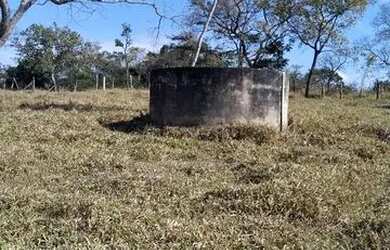 Imagem: A fazenda possui 335m² de Área e está localizado em Leandro