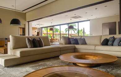 Imagem 13: ImÃ³vel de luxo. Piscina, Ar-condicionado, Guarda roupaeLareira