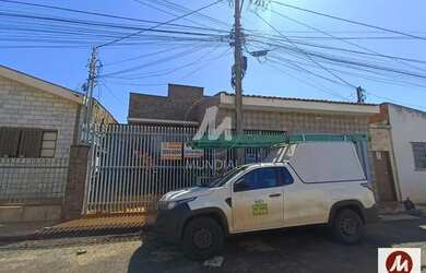 Imagem: A casa possui 1 Dormitório, 1 Banheiro e 50m² de Área e está