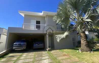 Imagem: A casa em condomínio possui 3 Dormitórios, 4 Banheiros, 4