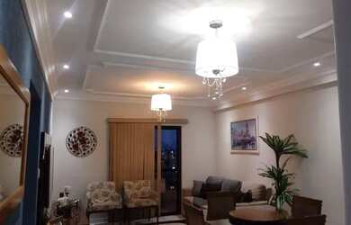 Imagem: O apartamento possui 2 Dormitórios, 1 Banheiro, 2 Vagas na