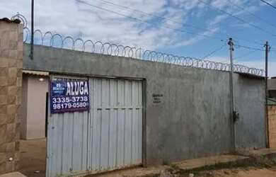 Imagem: A casa possui 2 Dormitórios, 2 Banheiros, 200m² de Área e