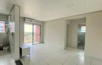 Imagem: O apartamento possui 2 Dormitórios, 2 Banheiros e 66m² de