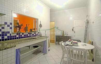 Imagem: O apartamento possui 3 Dormitórios, 4 Banheiros, 2 Vagas na