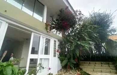 Imagem: O quarto possui Imóvel mobiliado e está localizado em Centro