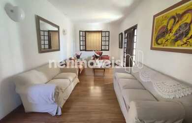 Imagem: A casa à venda possui 3 Dormitórios, 2 Banheiros, 2 Vagas