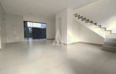 Imagem 3: Sobrado geminado com 2 suítes à venda no bairro Costa e Silva em Joinville -SC, de R$ 500