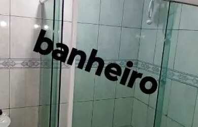 Imagem: A casa possui 1 Dormitório, 1 Banheiro, 1 Vaga na garagem