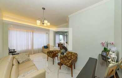 Imagem: O apartamento possui 4 Dormitórios, 2 Banheiros, 2 Vagas na