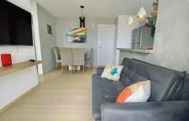 Imagem: O apartamento possui 2 Dormitórios, 1 Banheiro, 1 Vaga na garagem