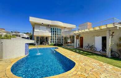 Imagem: Casa mobiliada com 5 suítes no Condomínio Shambala II