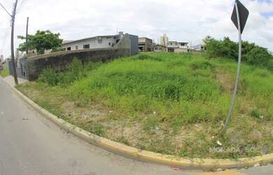 Imagem: O depósito possui 260m² de Área e está localizado em Itapema