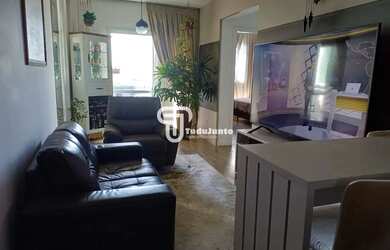 Imagem: O apartamento possui 2 Dormitórios, 1 Banheiro, 1 Vaga na garagem