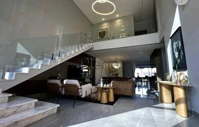 Imagem: A casa em condomínio possui 3 Dormitórios, 4 Banheiros, 4