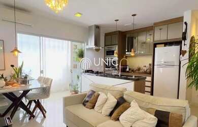 Imagem: O apartamento possui 2 Dormitórios, 2 Banheiros, 1 Vaga na