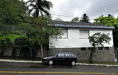 Imagem: A casa possui 2 Dormitórios, 1 Banheiro, 289m² de Área, Imóvel