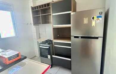 Imagem: O apartamento possui 2 Dormitórios, 1 Banheiro, 1 Vaga na garagem