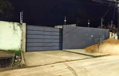 Imagem: O apartamento possui 1 Dormitório, 1 Banheiro, 2 Vagas na garagem