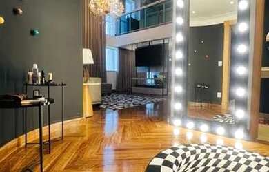 Imagem: O apartamento possui 4 Dormitórios, 5 Banheiros, 3 Vagas na