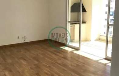 Imagem: O apartamento possui 3 Dormitórios, 1 Banheiro, 2 Vagas na