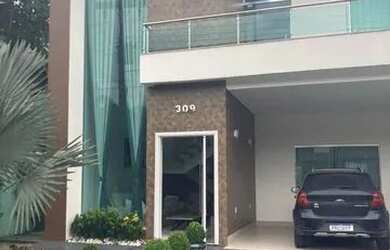 Imagem: A casa em condomínio possui 4 Dormitórios, 5 Banheiros, 1