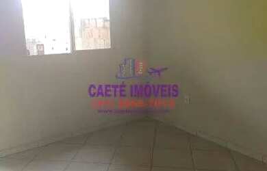 Imagem: A casa possui 2 Dormitórios, 1 Banheiro, 3 Vagas na garagem