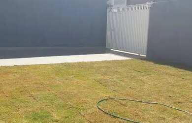 Imagem: A casa em condomínio possui 3 Dormitórios, 2 Banheiros, 4