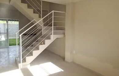 Imagem: A casa possui 2 Dormitórios, 1 Banheiro, 1 Vaga na garagem