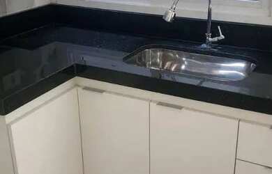 Imagem: A casa possui 2 Dormitórios, 3 Banheiros, 1 Vaga na garagem