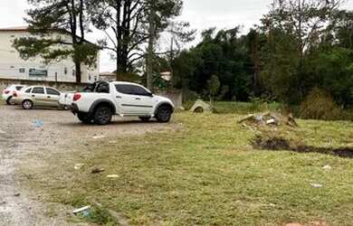 Imagem: O terreno possui 526m² de Área e está localizado em Batel